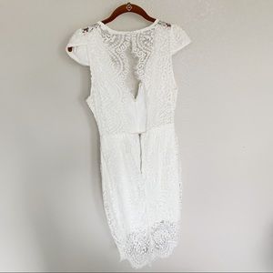 White lace v-neck dress